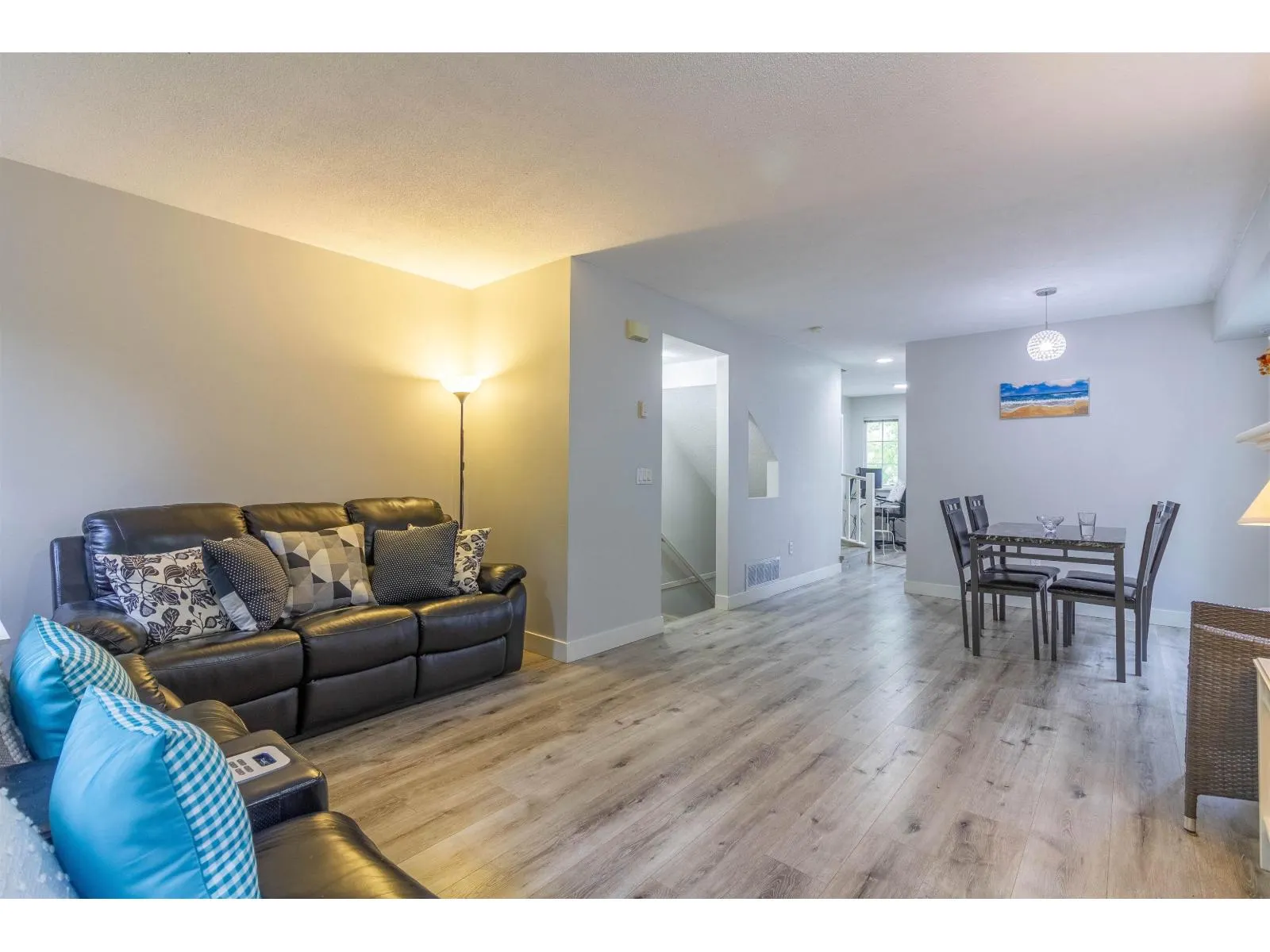89 12778 66 AVENUE