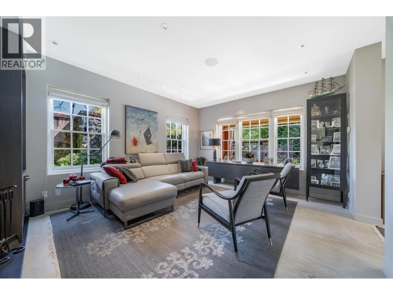1501 ATLAS LANE