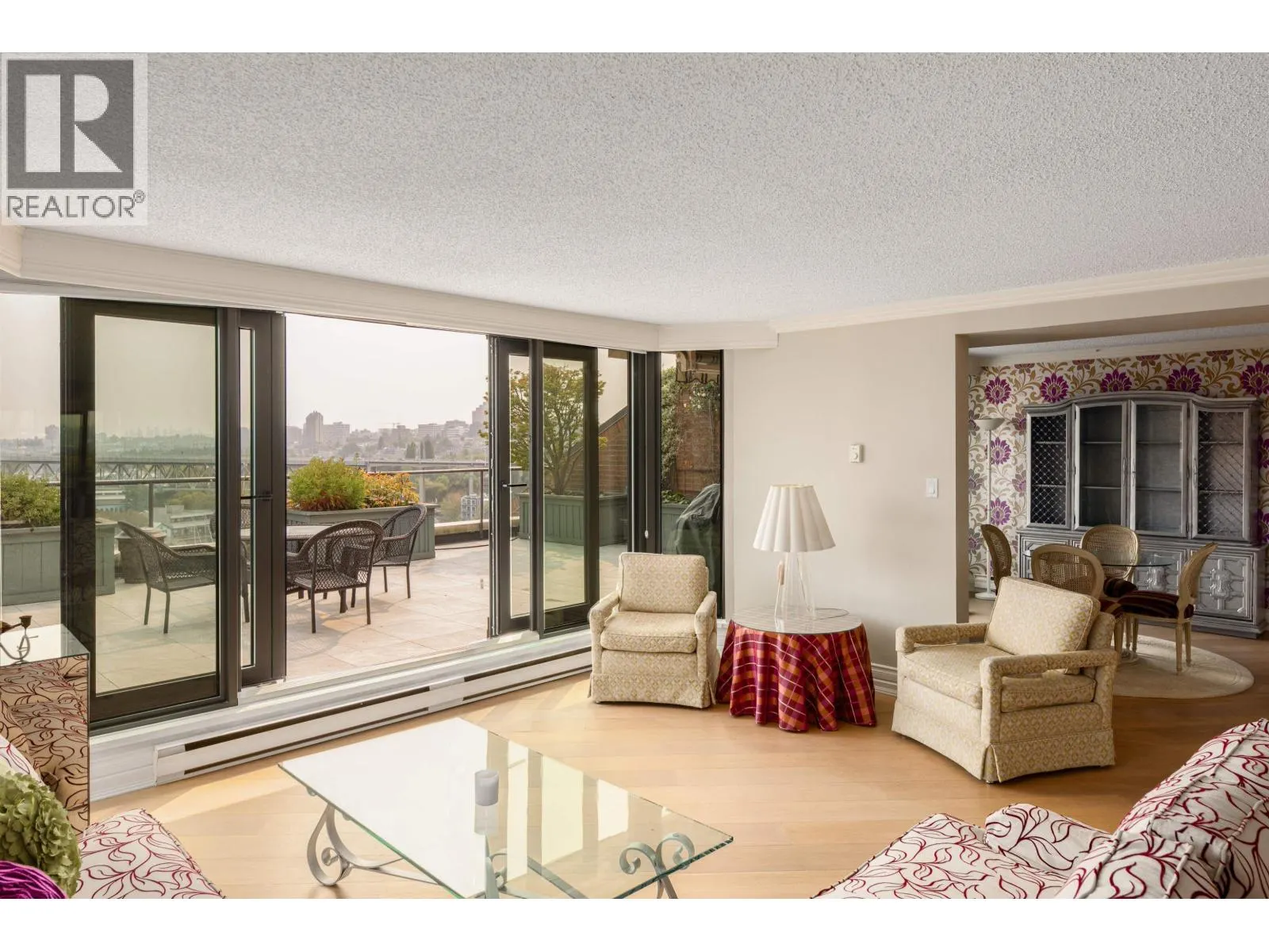 1009 1450 PENNYFARTHING DRIVE