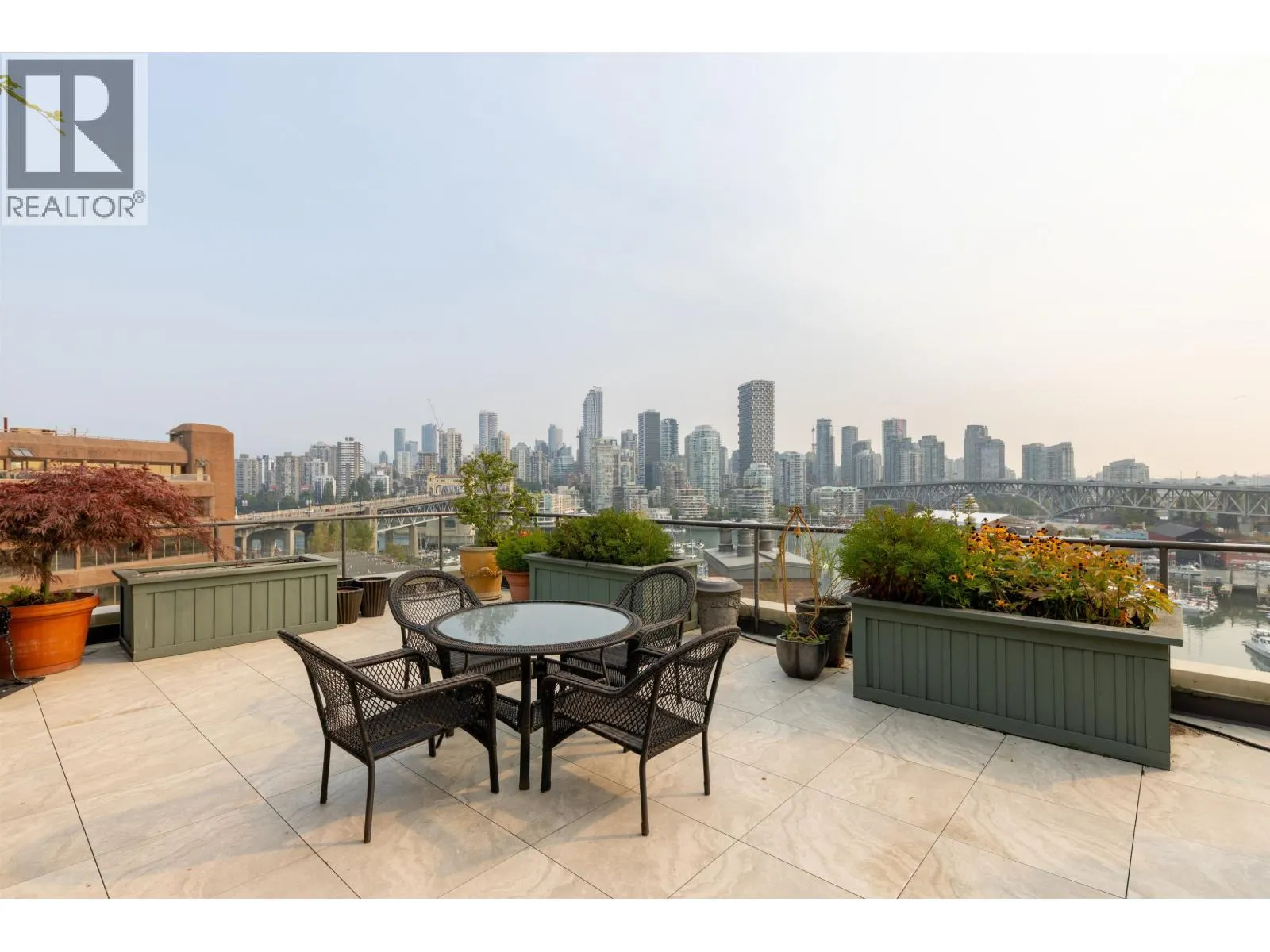 1009 1450 PENNYFARTHING DRIVE