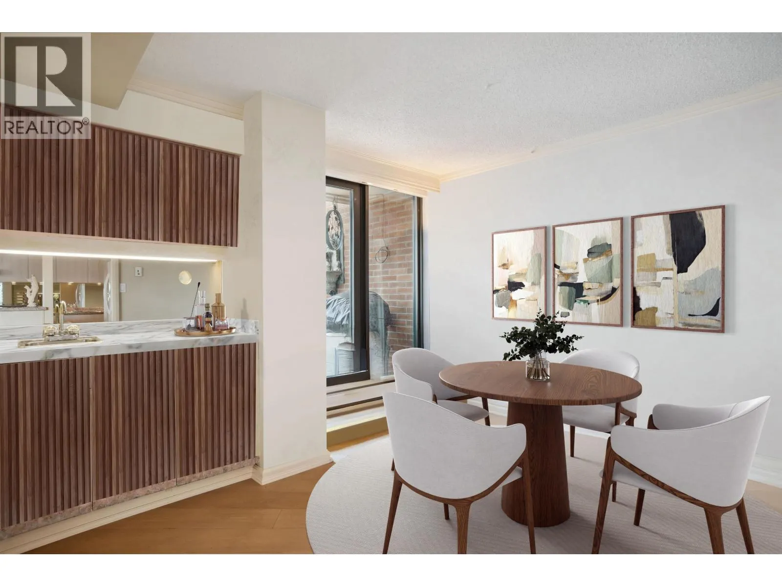 1009 1450 PENNYFARTHING DRIVE