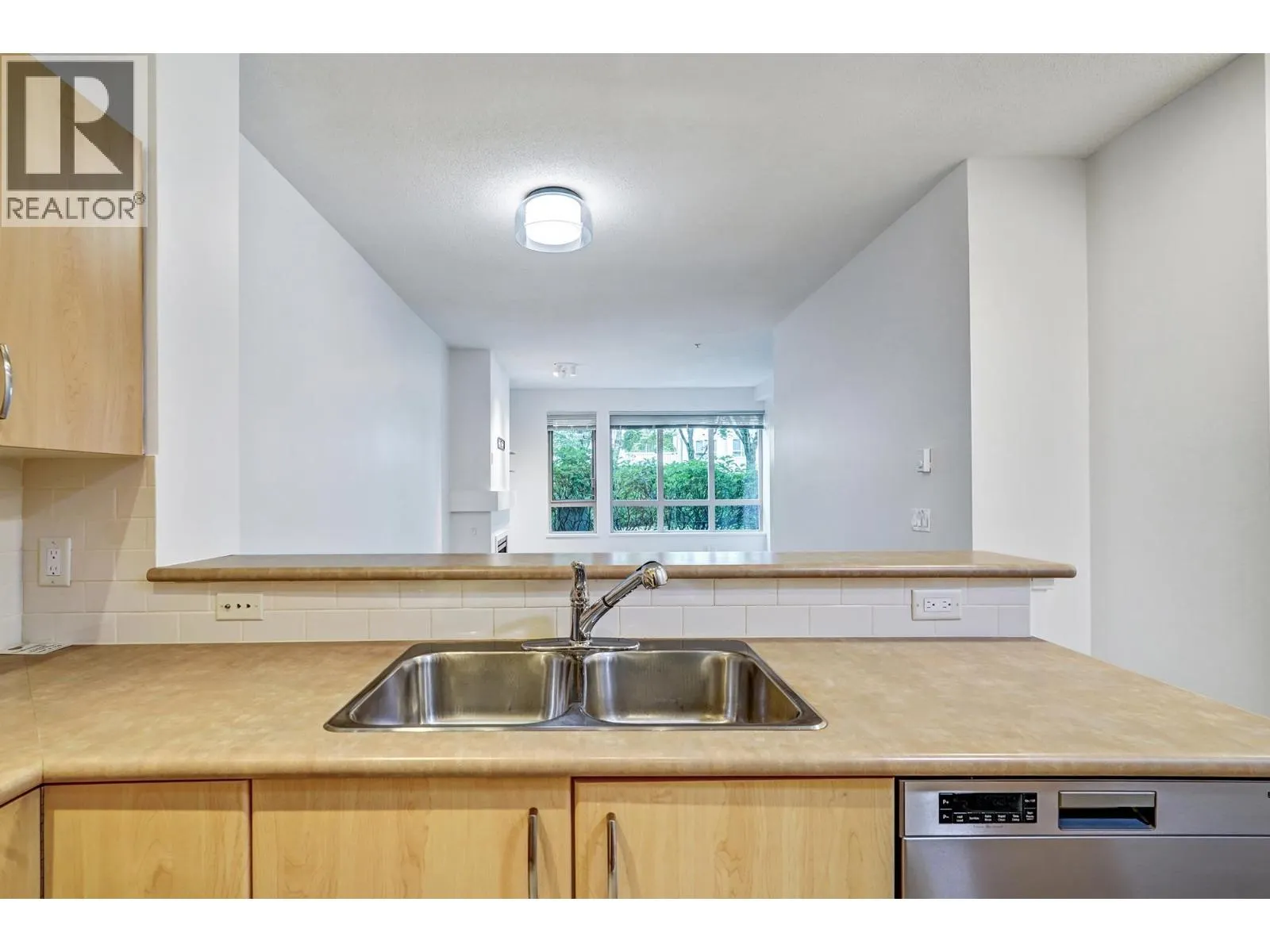 127 801 KLAHANIE DRIVE