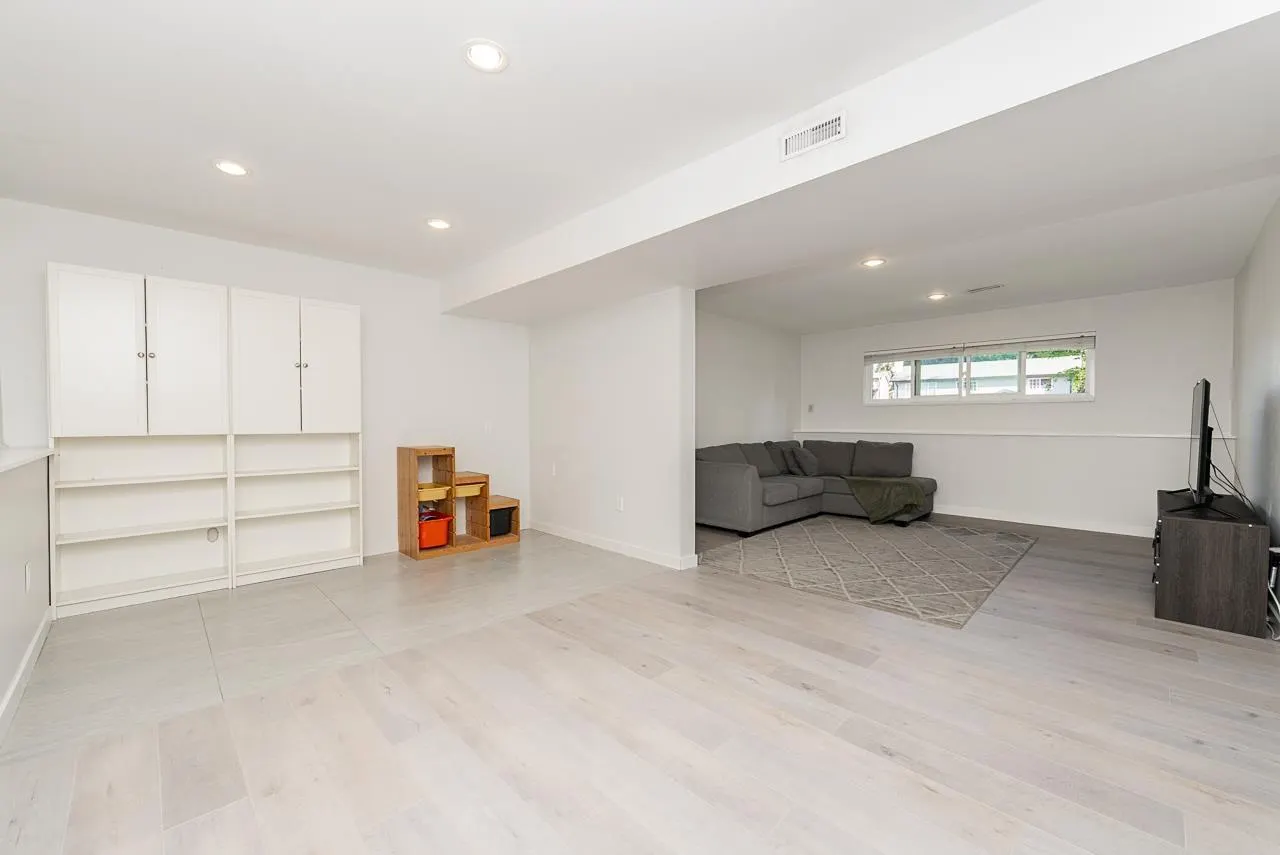 20476 TELEGRAPH TRAIL