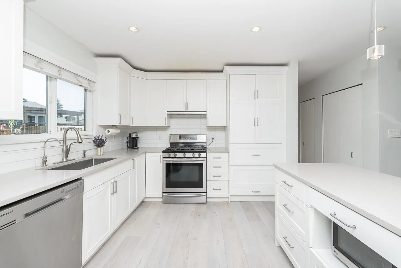 20476 TELEGRAPH TRAIL