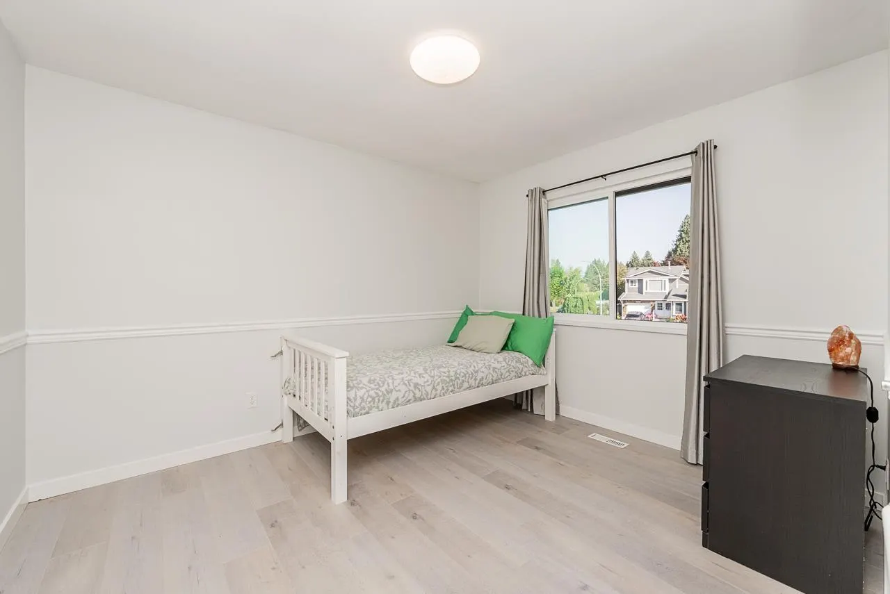 20476 TELEGRAPH TRAIL
