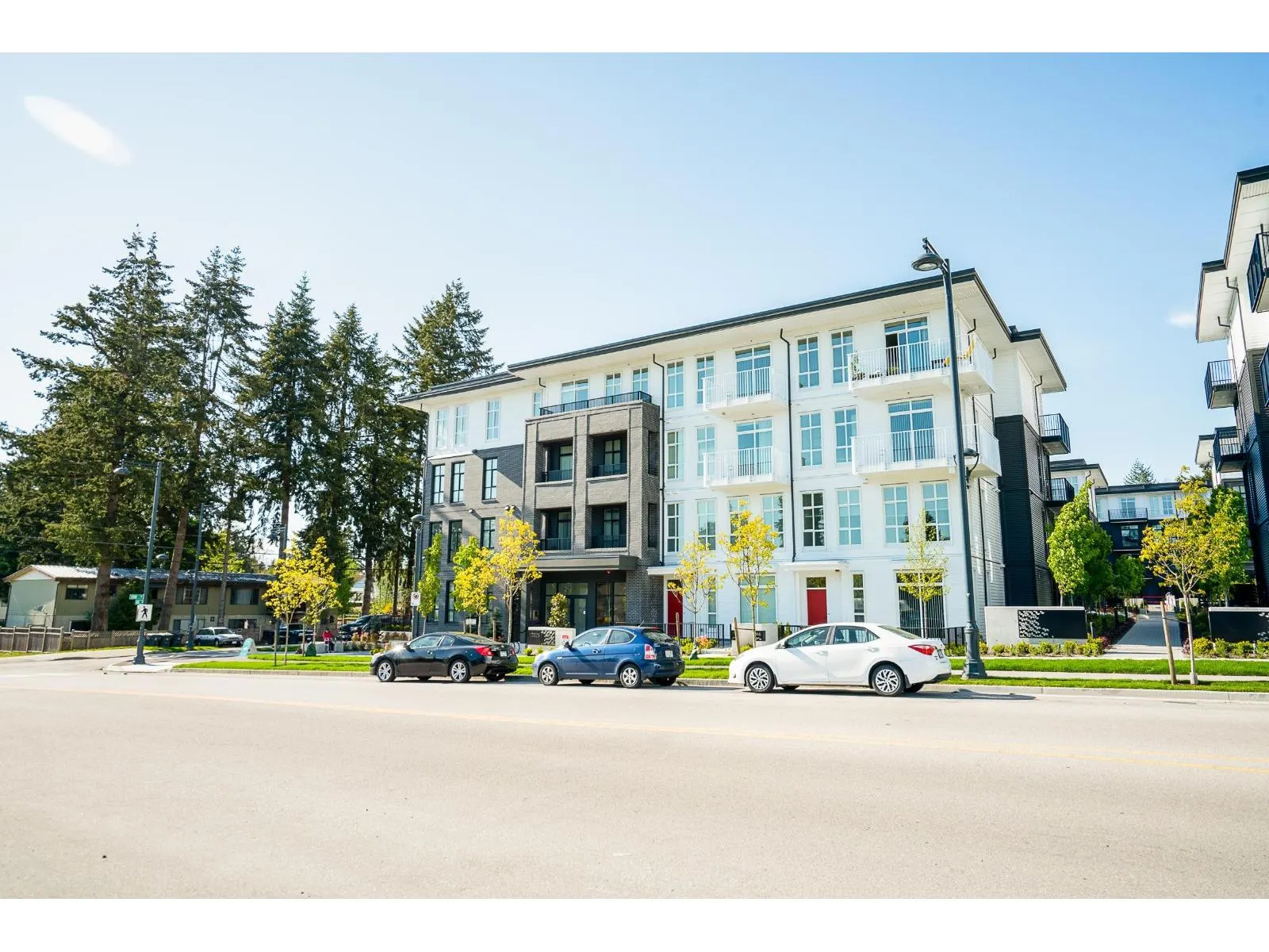 201 13929 105 BOULEVARD