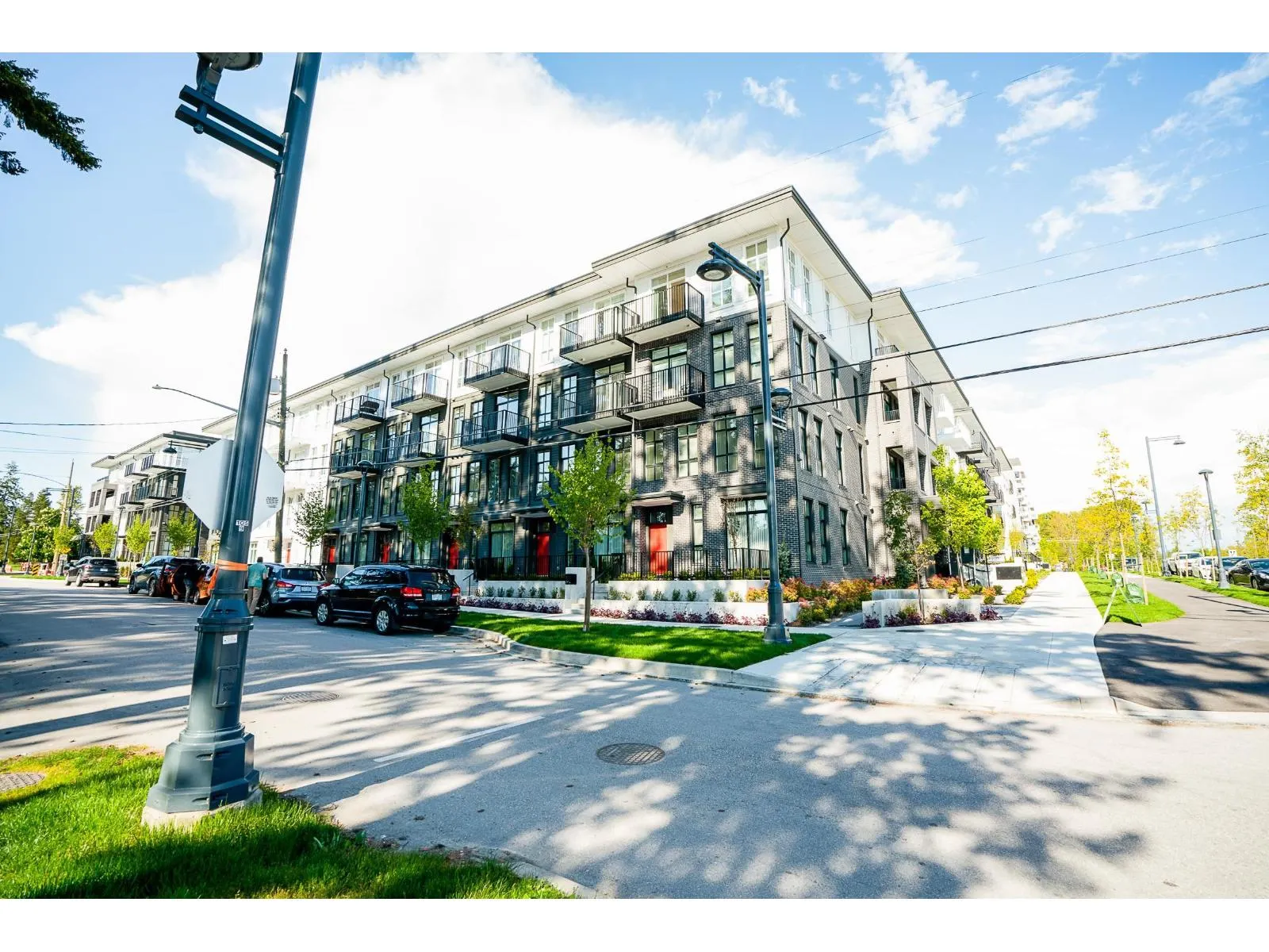 201 13929 105 BOULEVARD