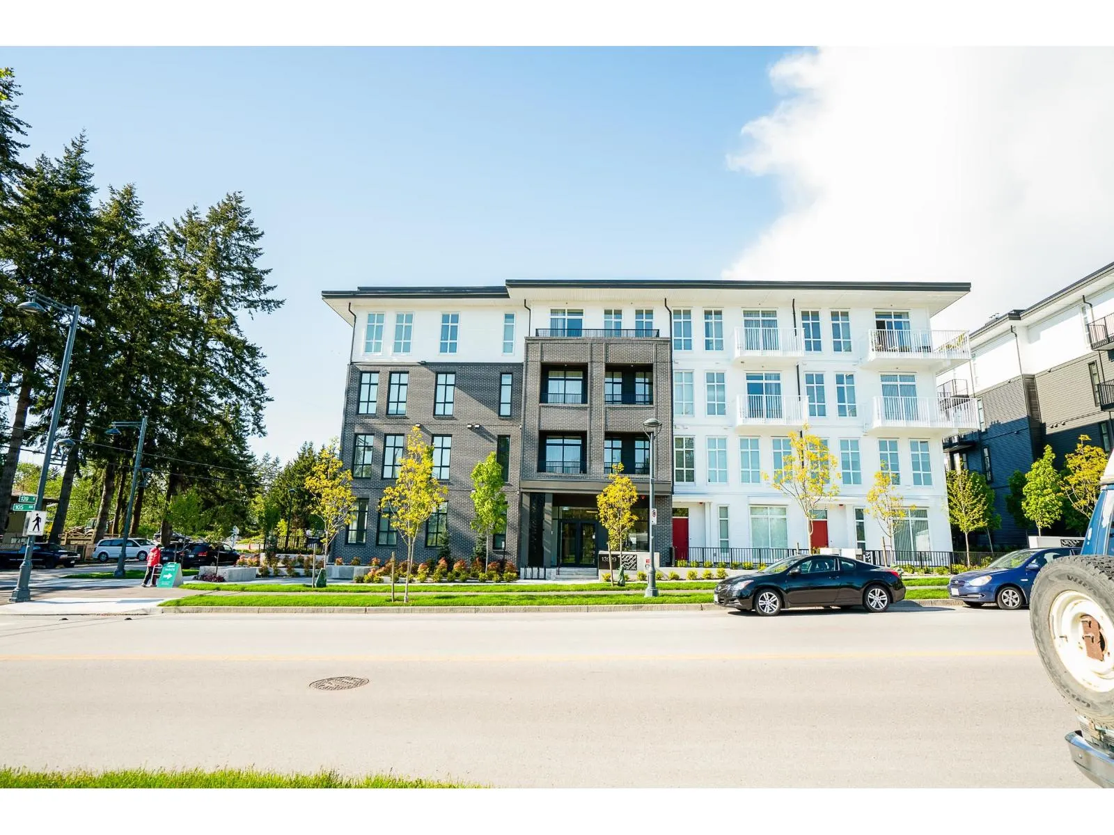 201 13929 105 BOULEVARD