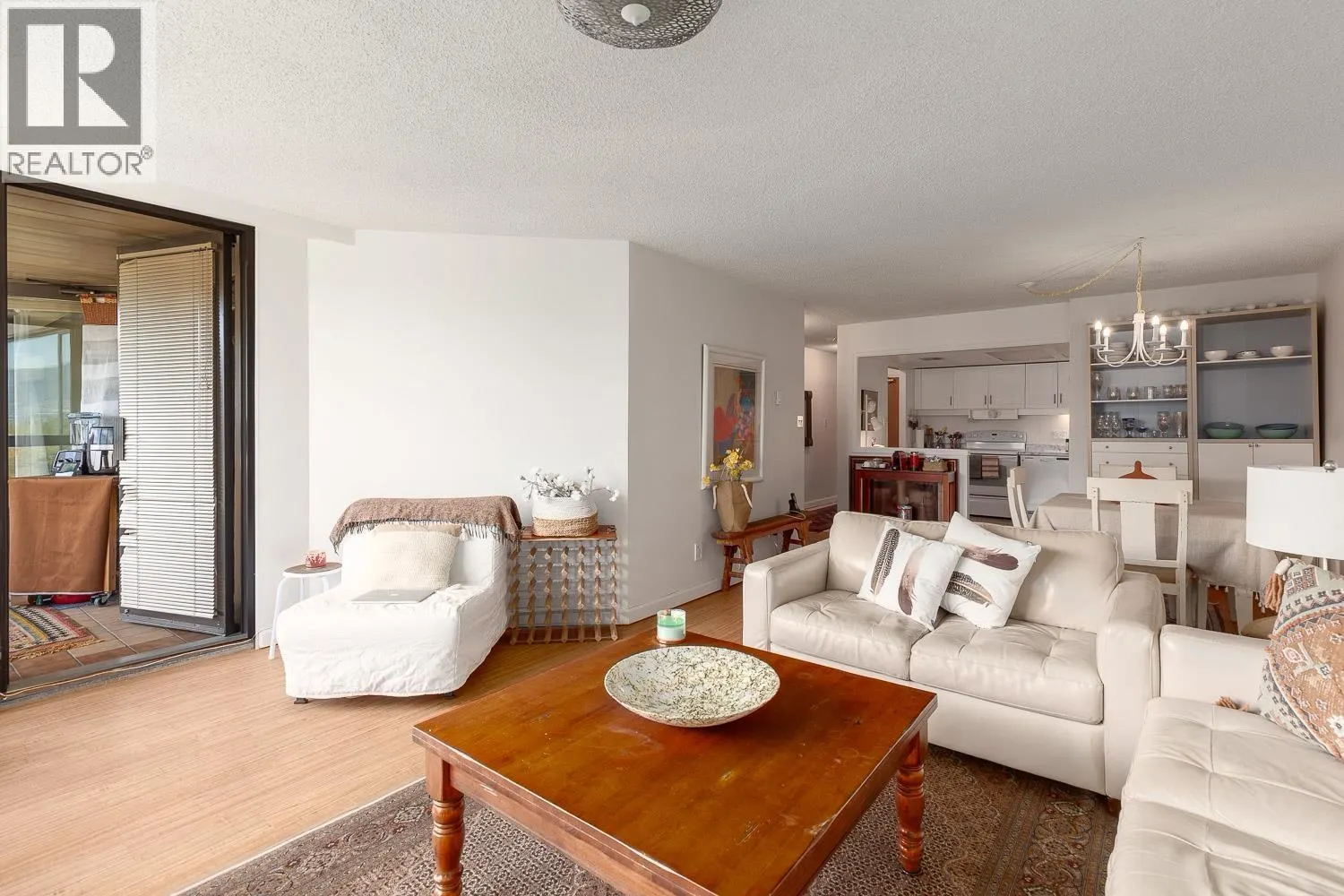 1003 1450 PENNYFARTHING DRIVE