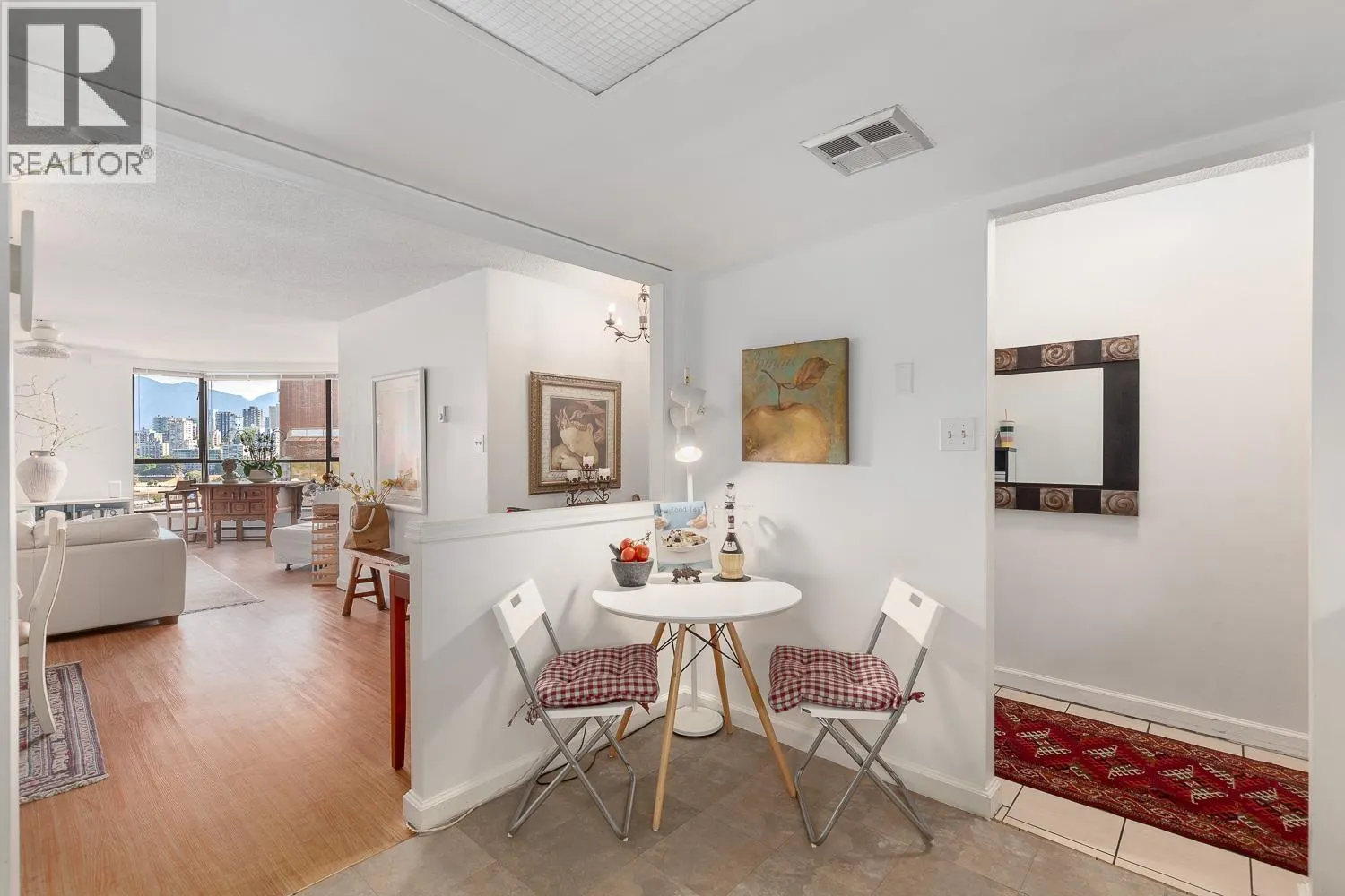 1003 1450 PENNYFARTHING DRIVE