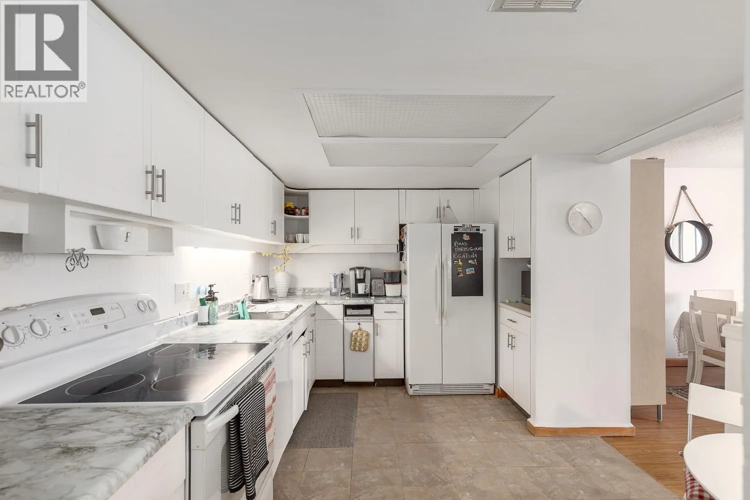 1003 1450 PENNYFARTHING DRIVE