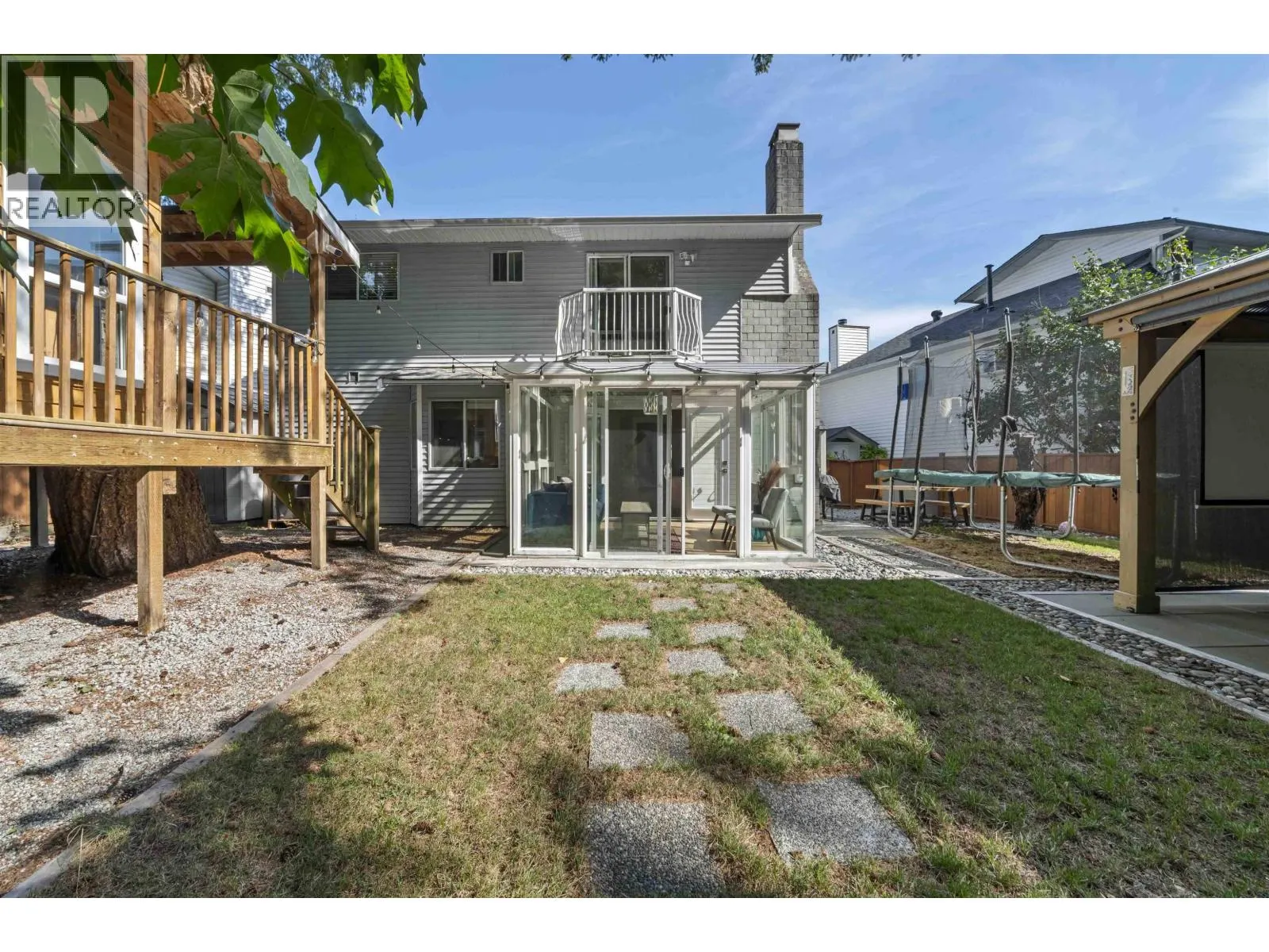1261 RIVER DRIVE