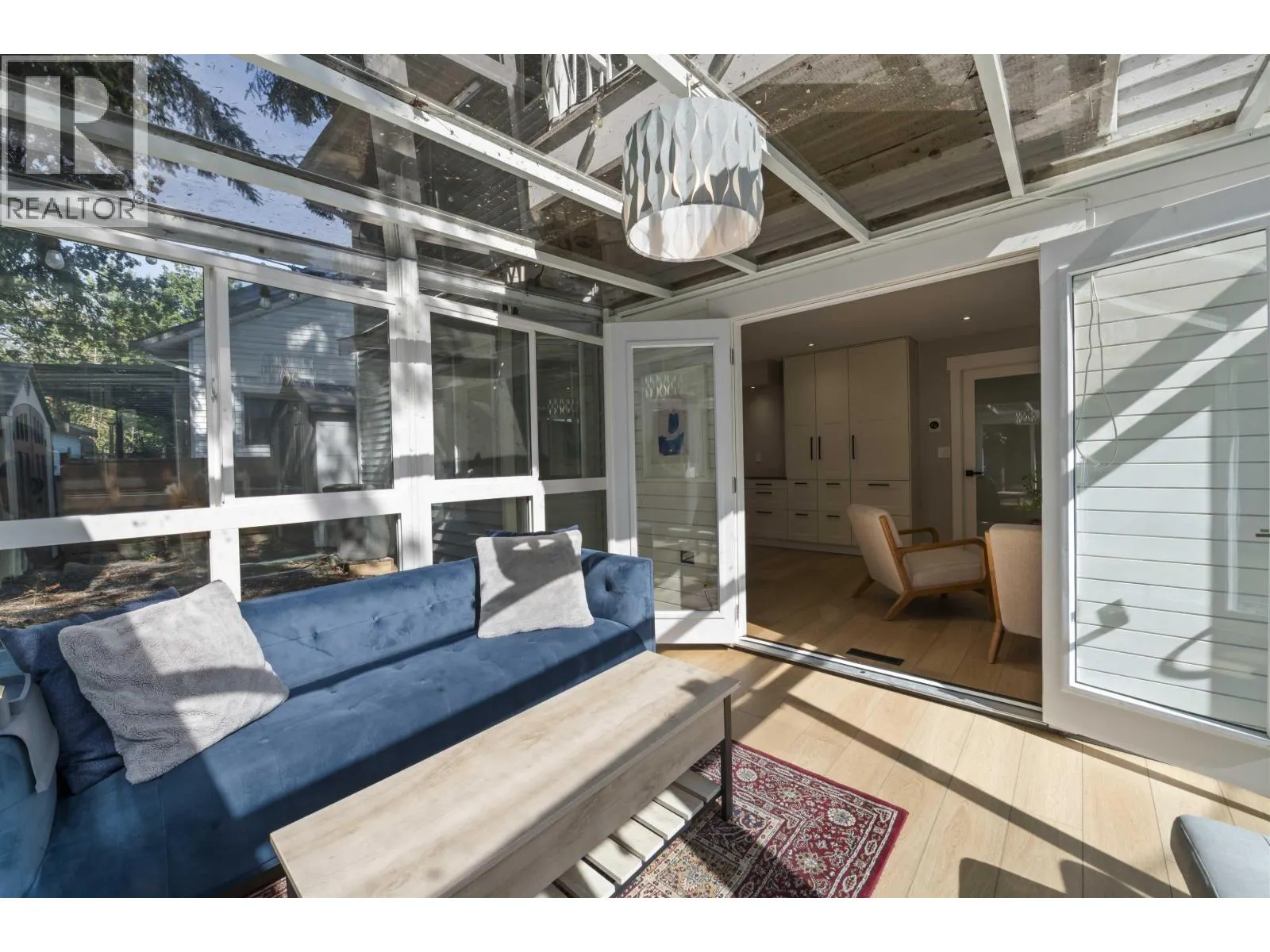 1261 RIVER DRIVE