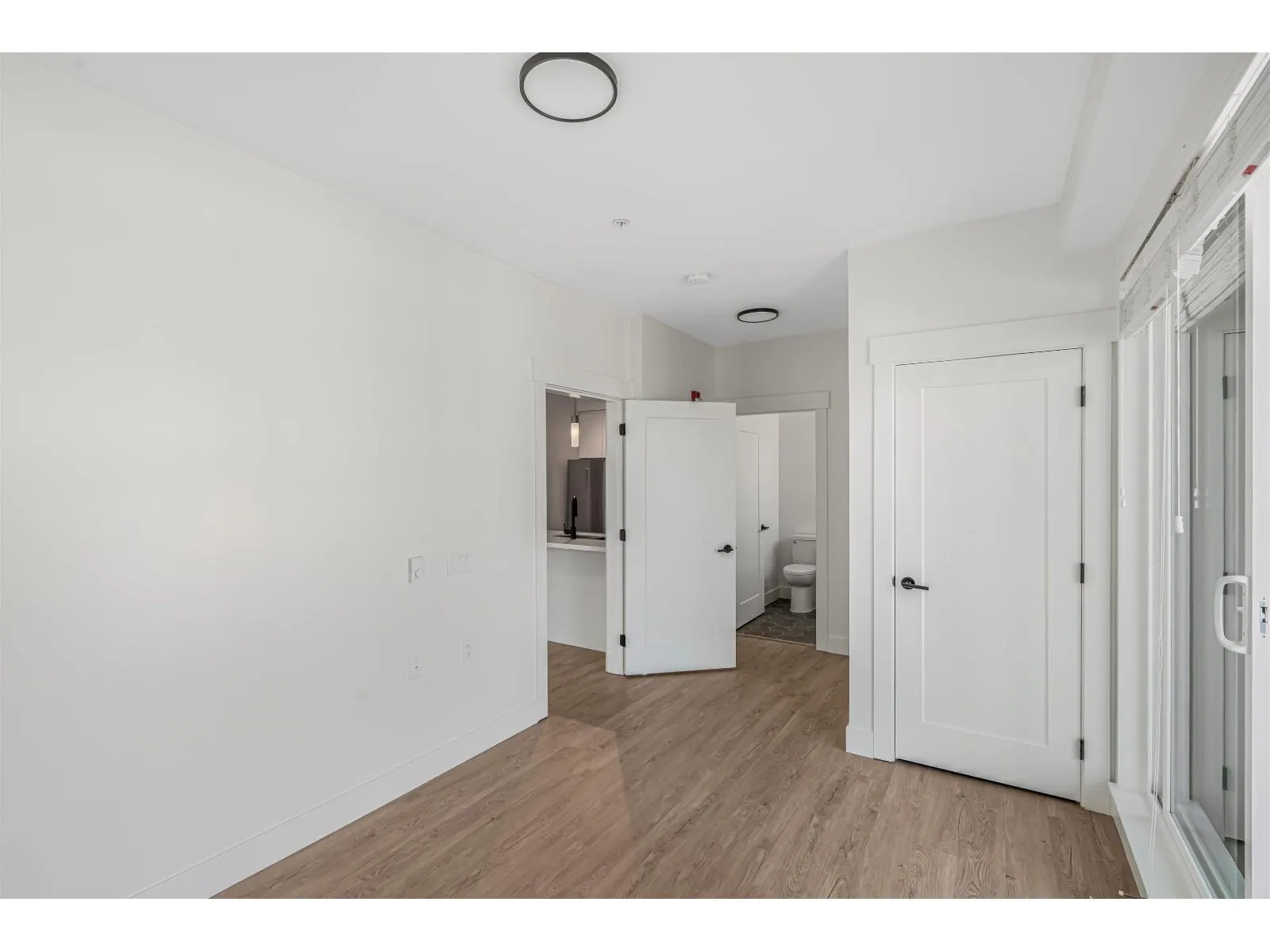 A515 20838 78B AVENUE