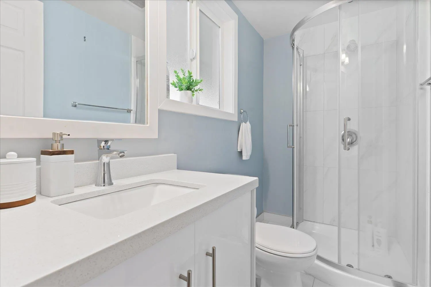 45415 BARTON AVENUE|Chilliwack Proper West