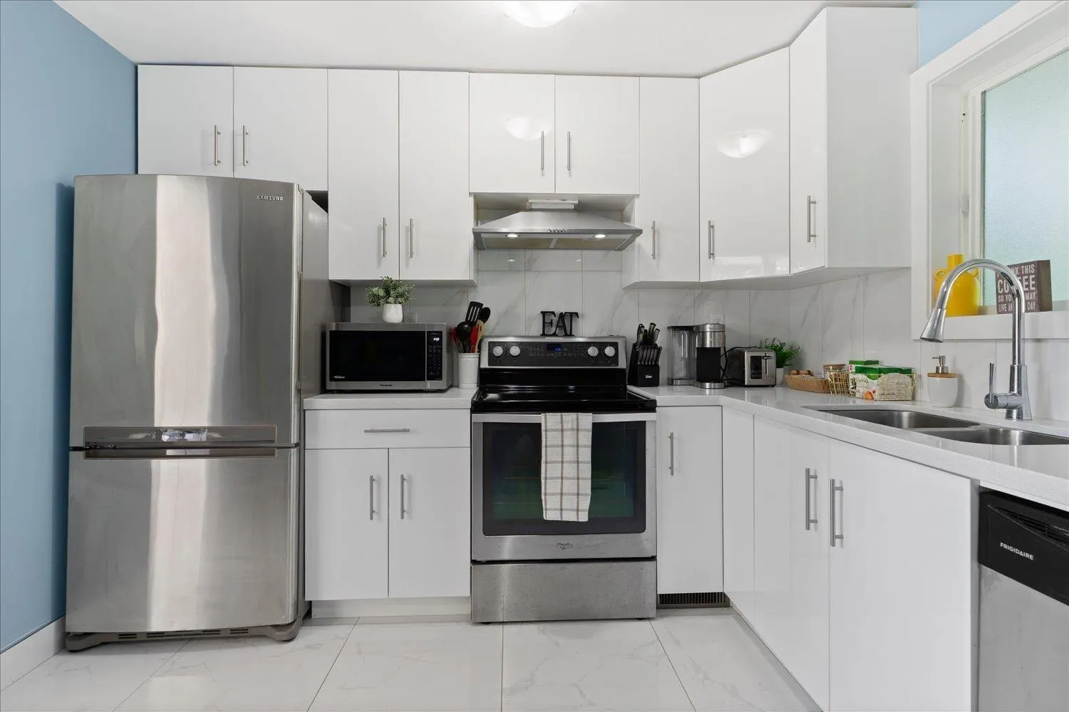 45415 BARTON AVENUE|Chilliwack Proper West