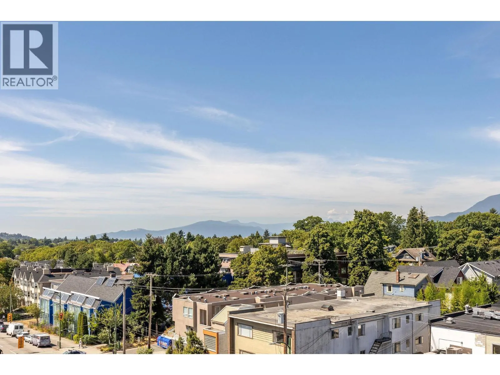 619 2268 W BROADWAY