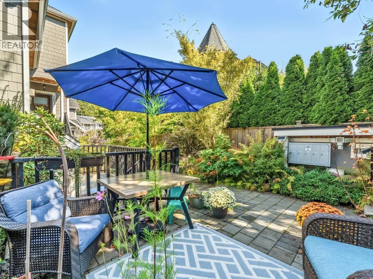 165 W 14TH AVENUE
