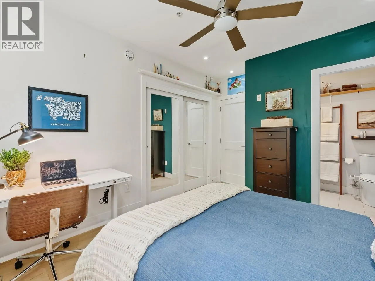 165 W 14TH AVENUE