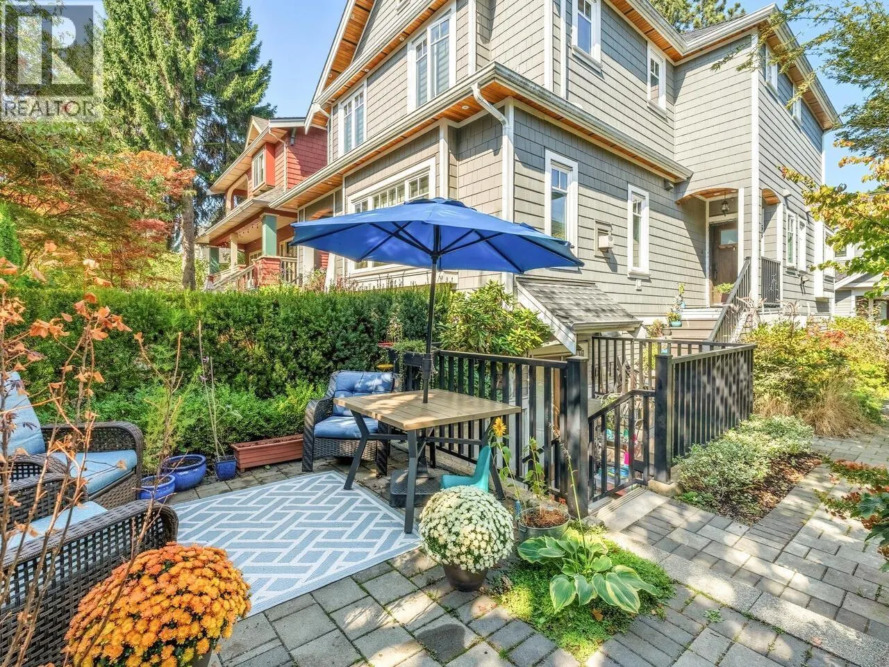 165 W 14TH AVENUE