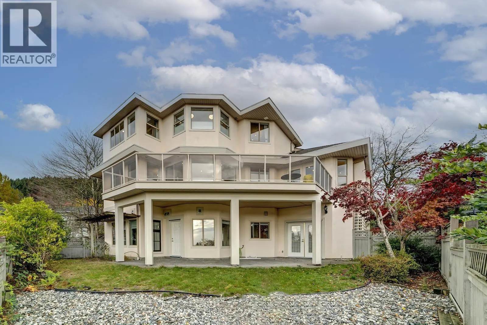 2962 ROBSON DRIVE