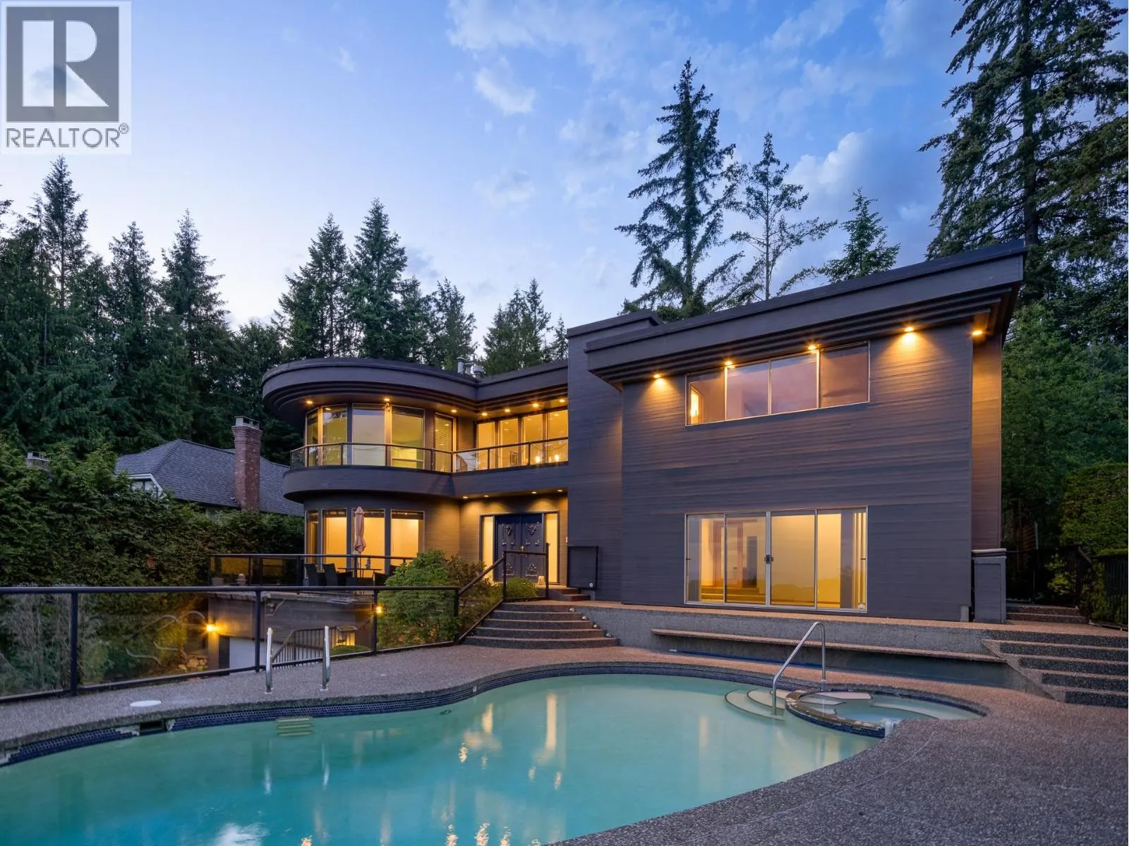 4779 WOODLEY DRIVE