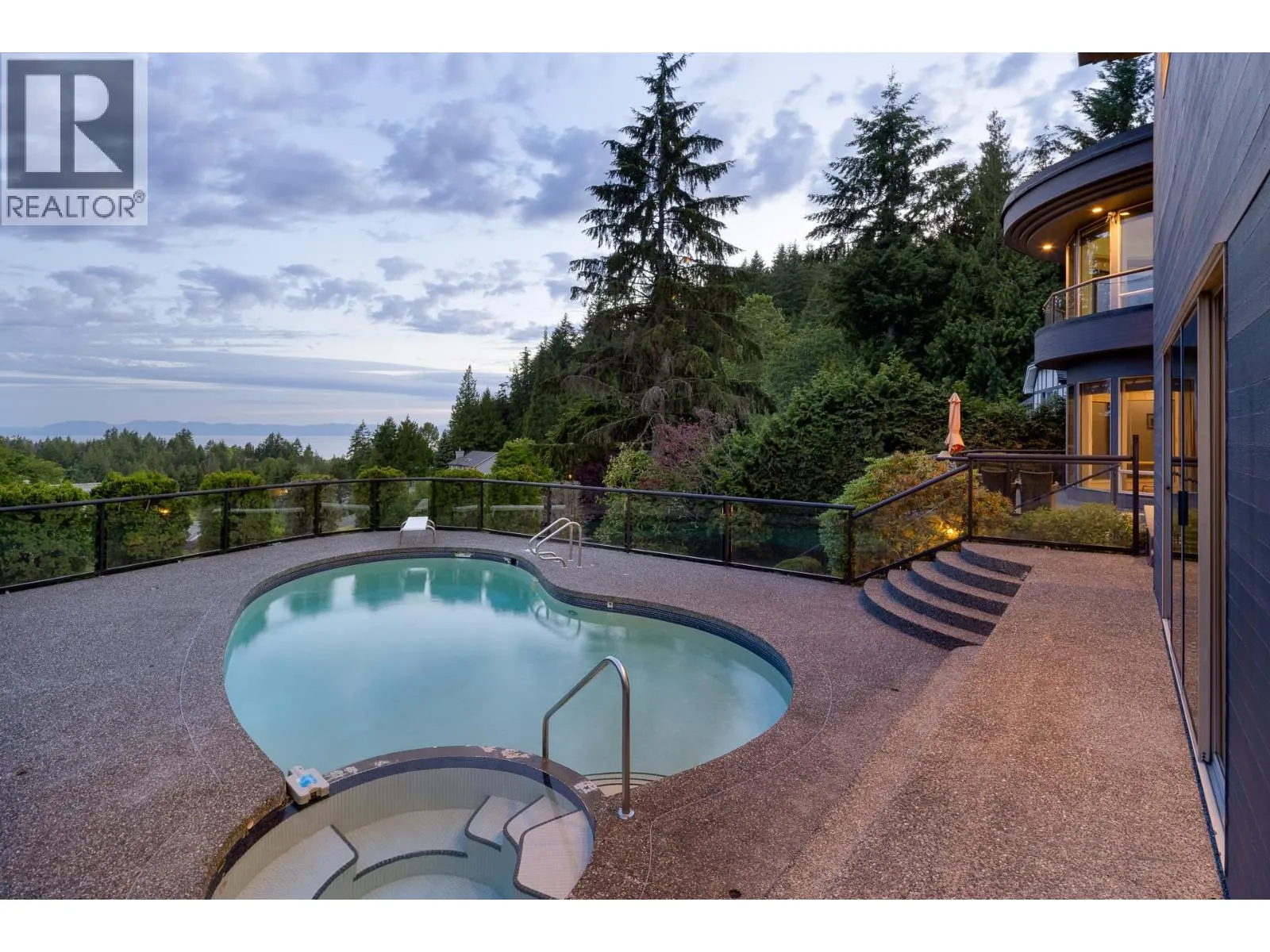 4779 WOODLEY DRIVE