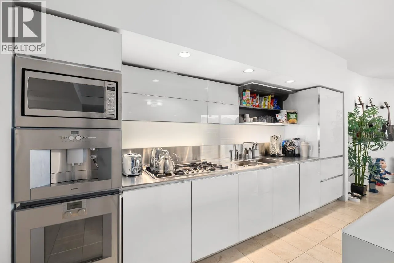 2306 838 W HASTINGS STREET