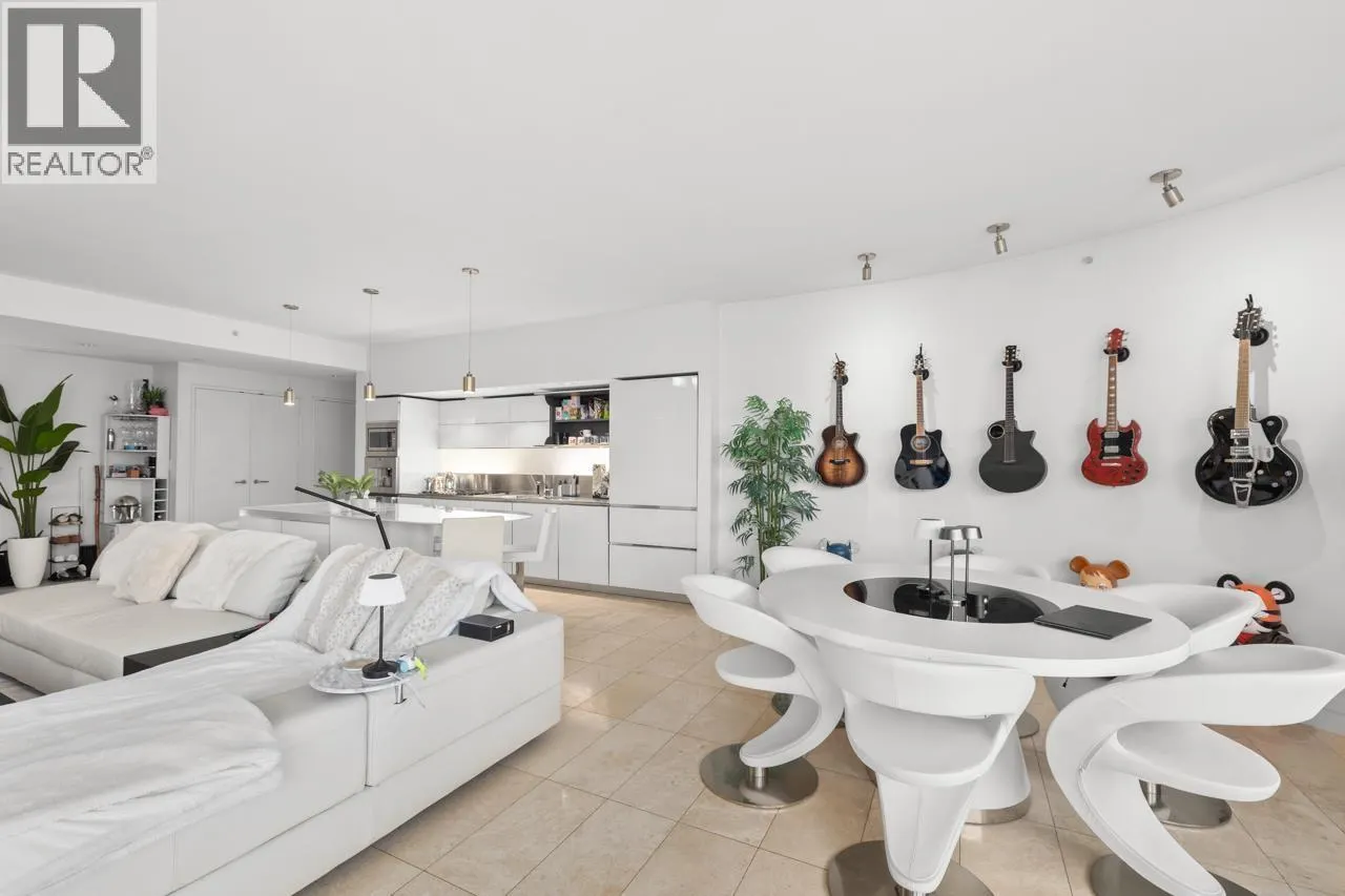 2306 838 W HASTINGS STREET