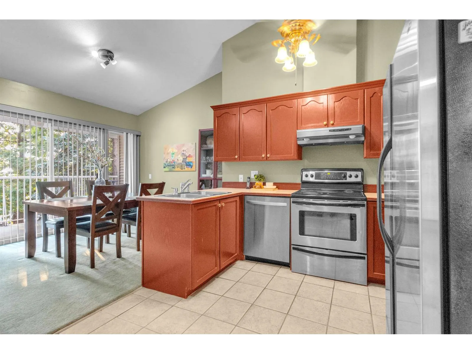 212 9072 FLEETWOOD WAY