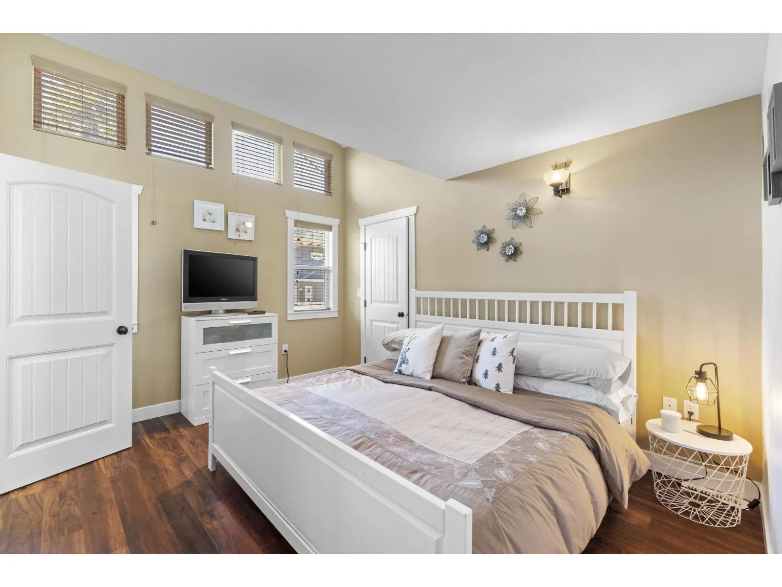 311 SPRUCE STREET|Cultus Lake North