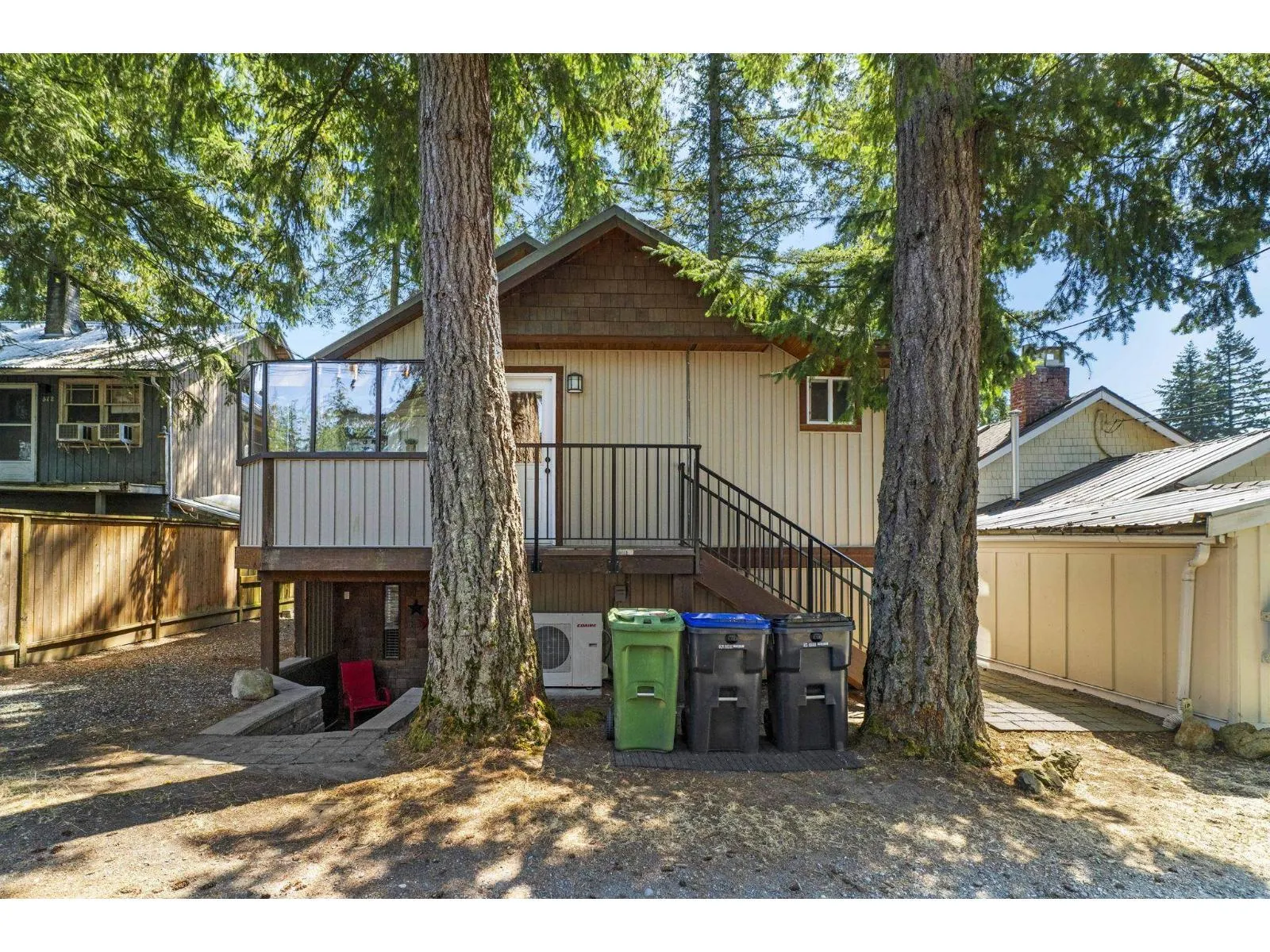 311 SPRUCE STREET|Cultus Lake North