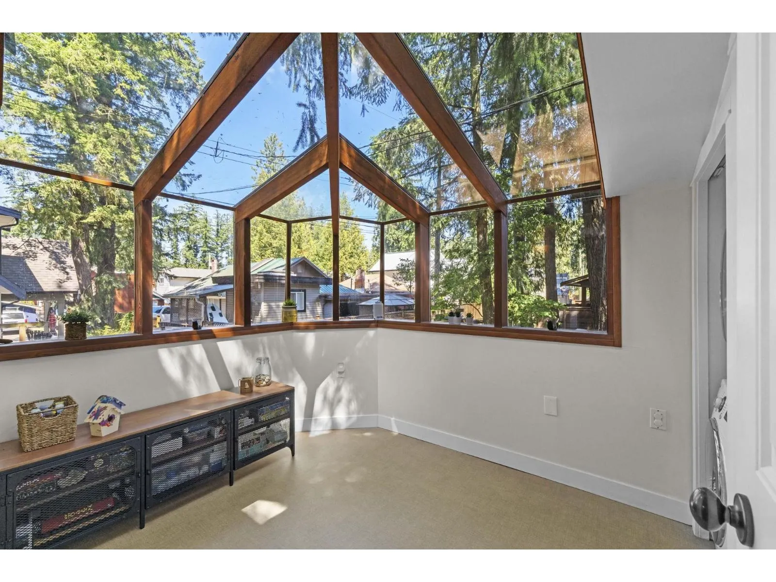 311 SPRUCE STREET|Cultus Lake North