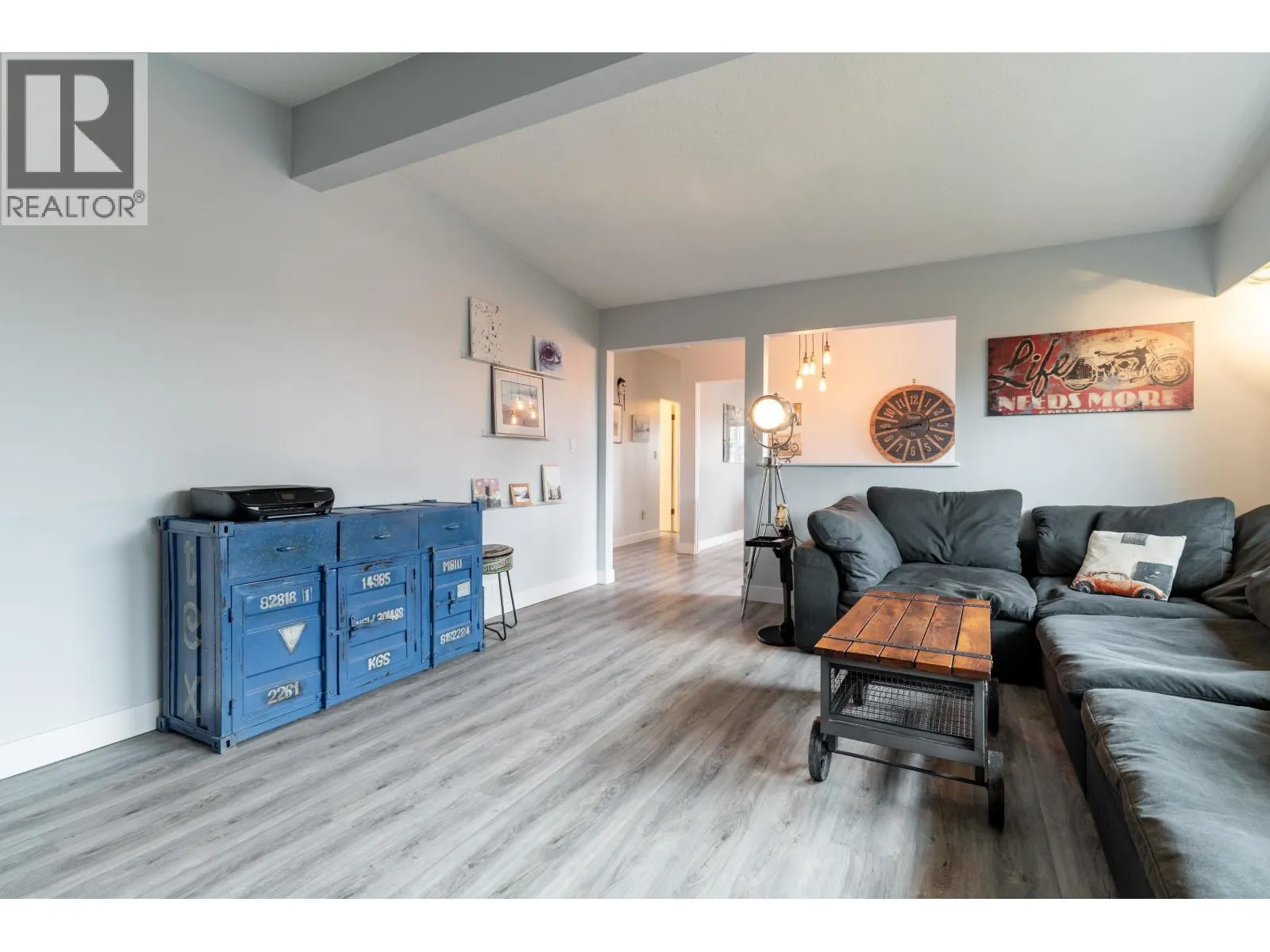 4164 FAIRWAY PLACE