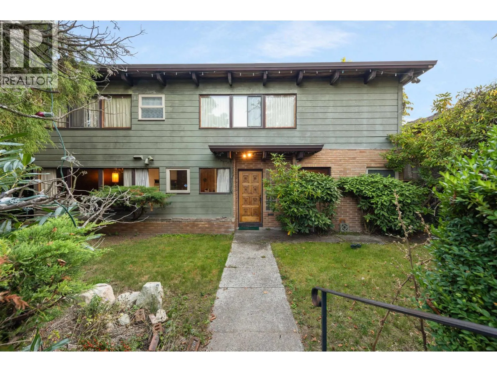 756 W 53 AVENUE