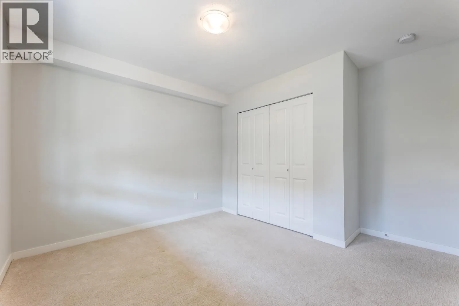 60 3500 BURKE VILLAGE PROMENADE