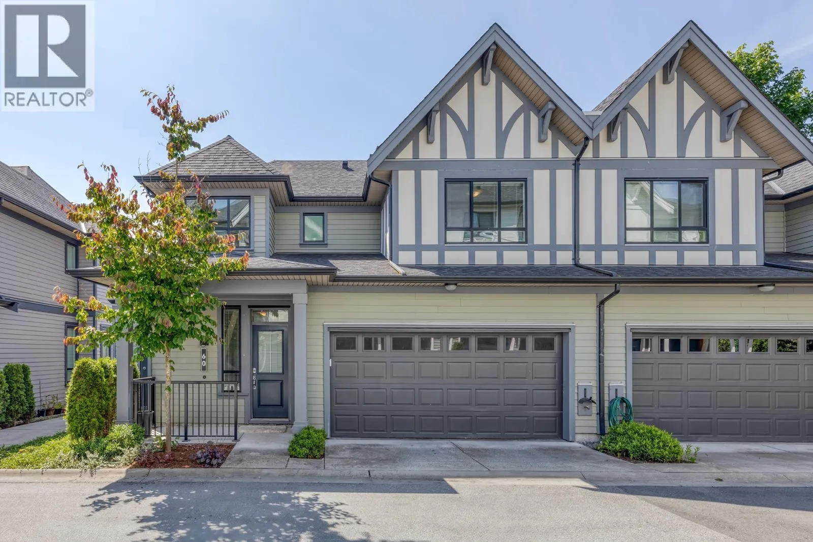 60 3500 BURKE VILLAGE PROMENADE