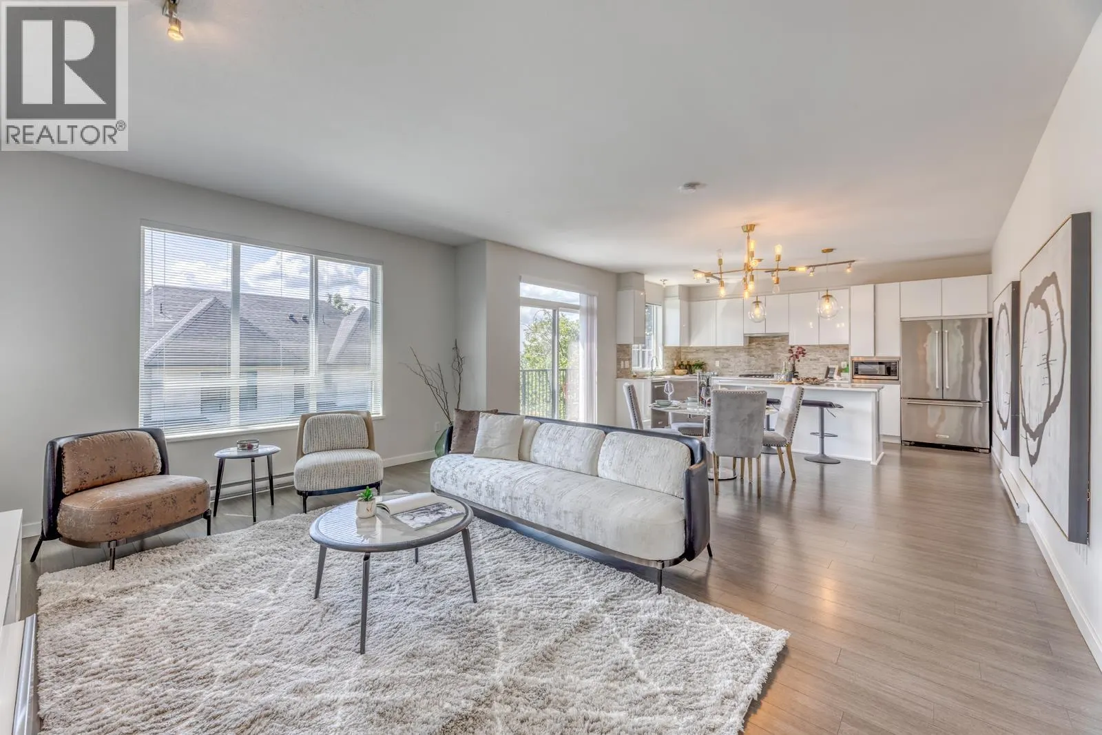 60 3500 BURKE VILLAGE PROMENADE
