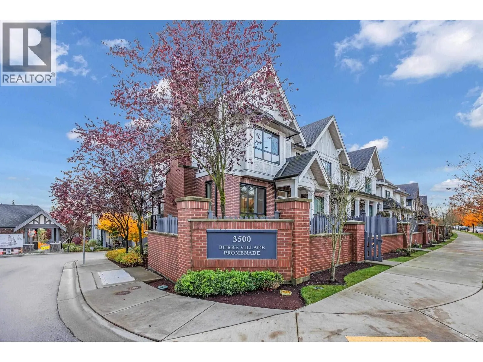 60 3500 BURKE VILLAGE PROMENADE