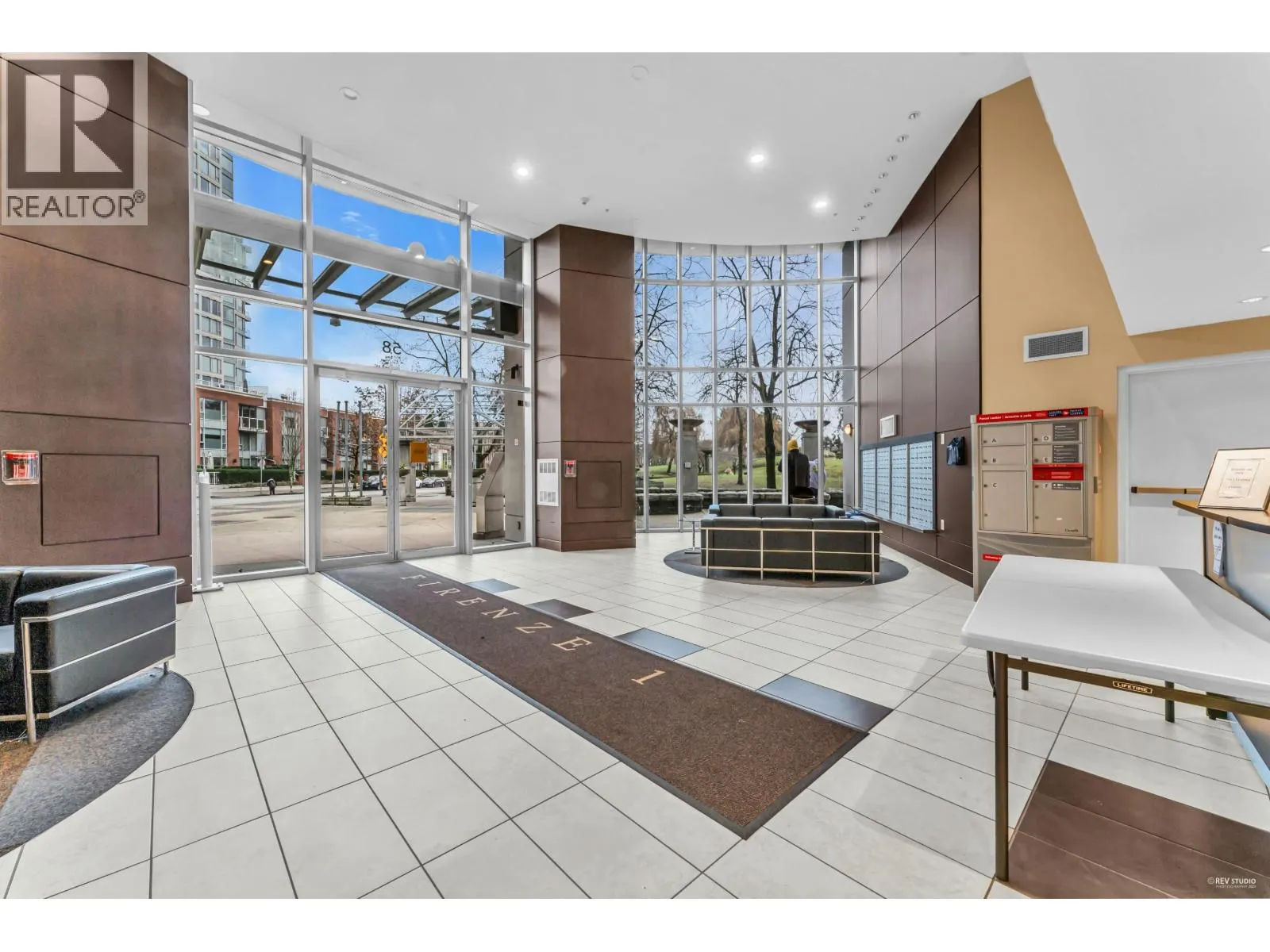 703 58 KEEFER PLACE