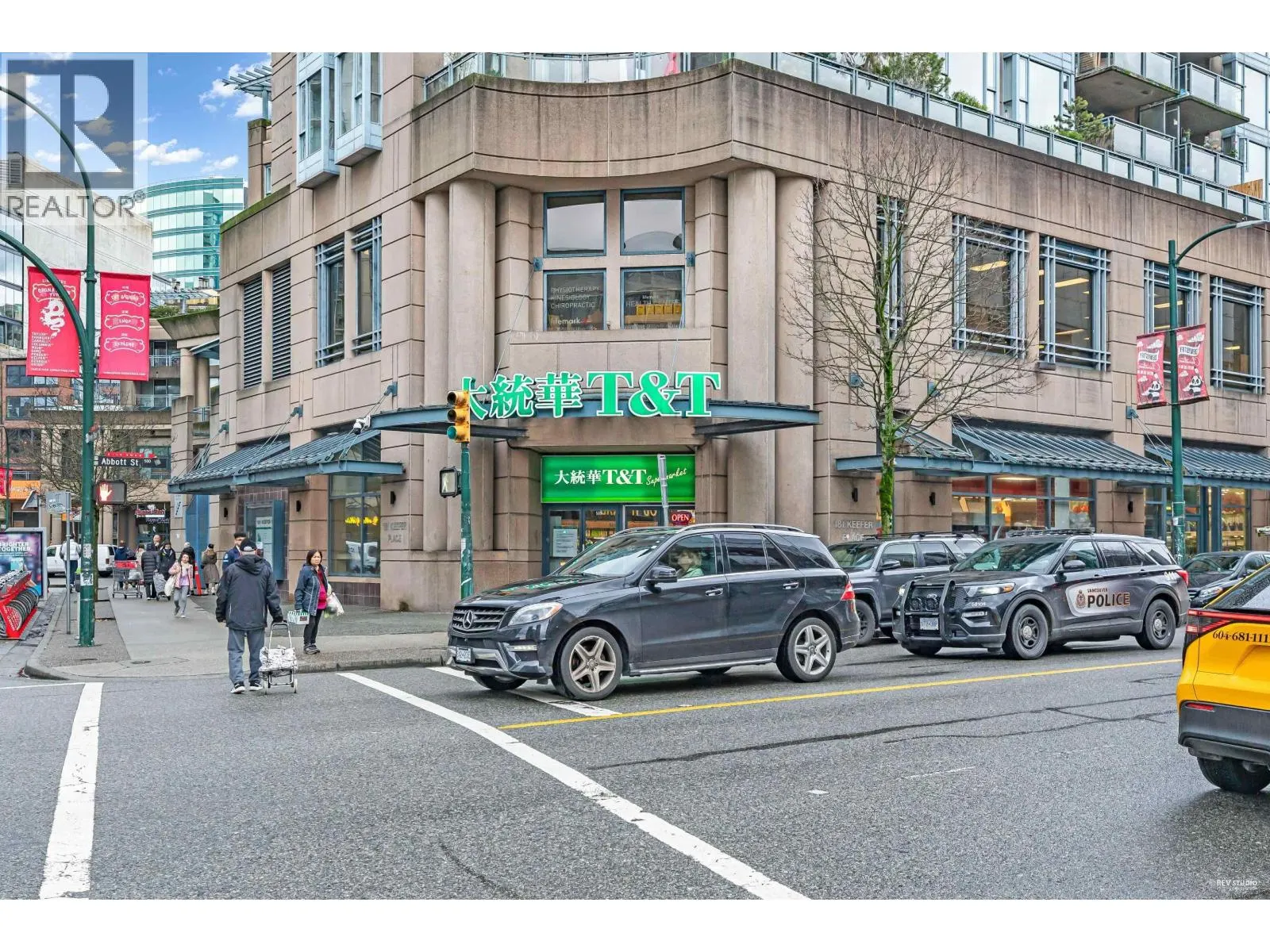 703 58 KEEFER PLACE