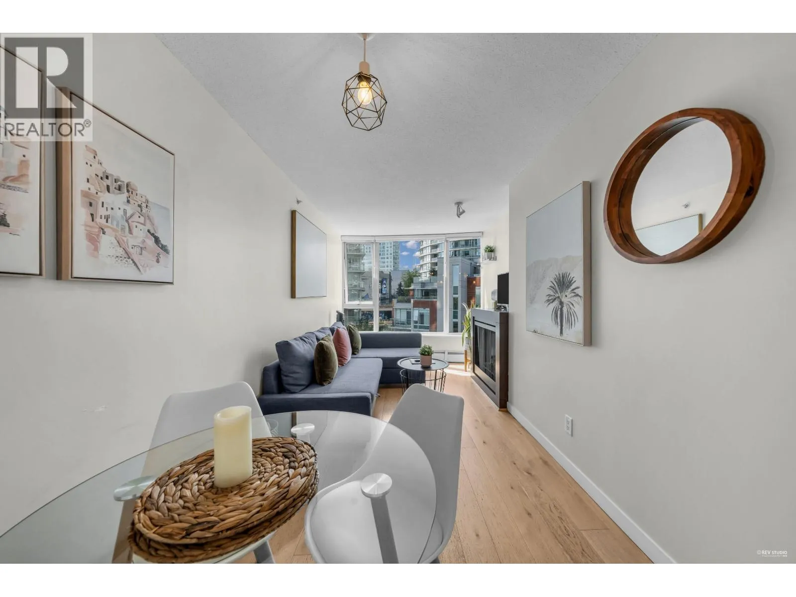 703 58 KEEFER PLACE