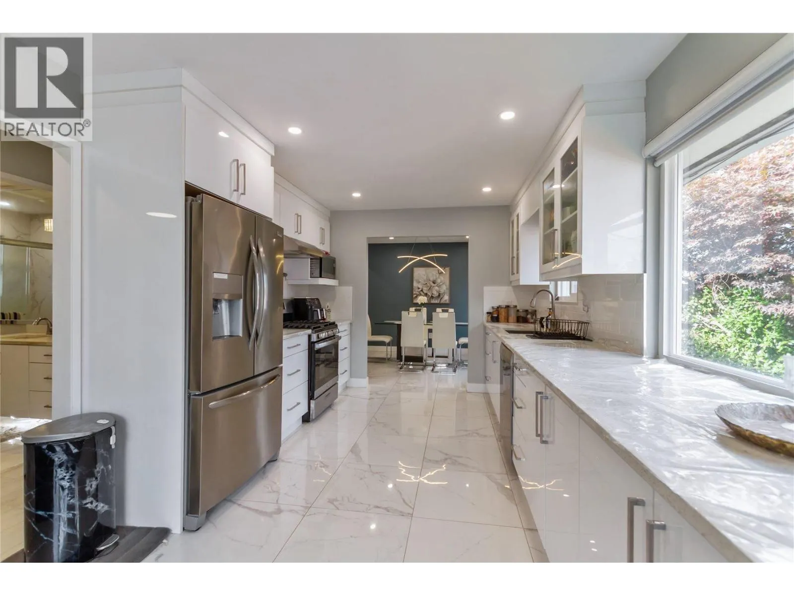 3708 PRICE STREET