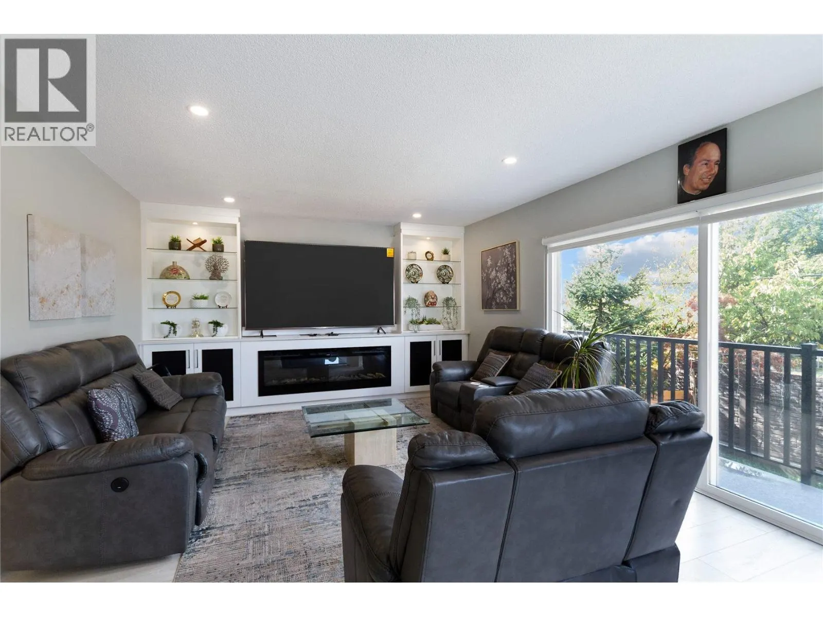 3708 PRICE STREET