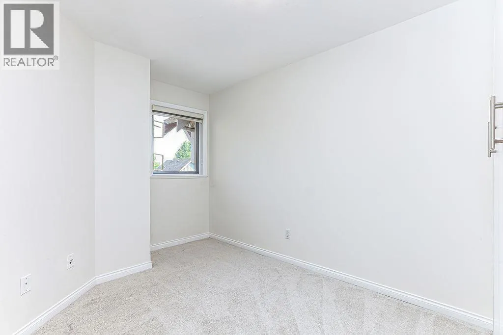 92 3088 FRANCIS ROAD