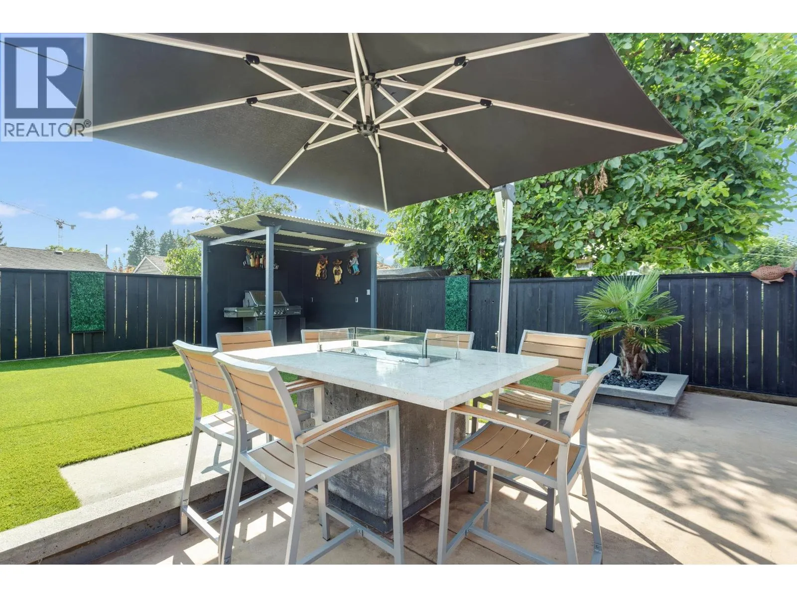 1249 ALDERWOOD PLACE