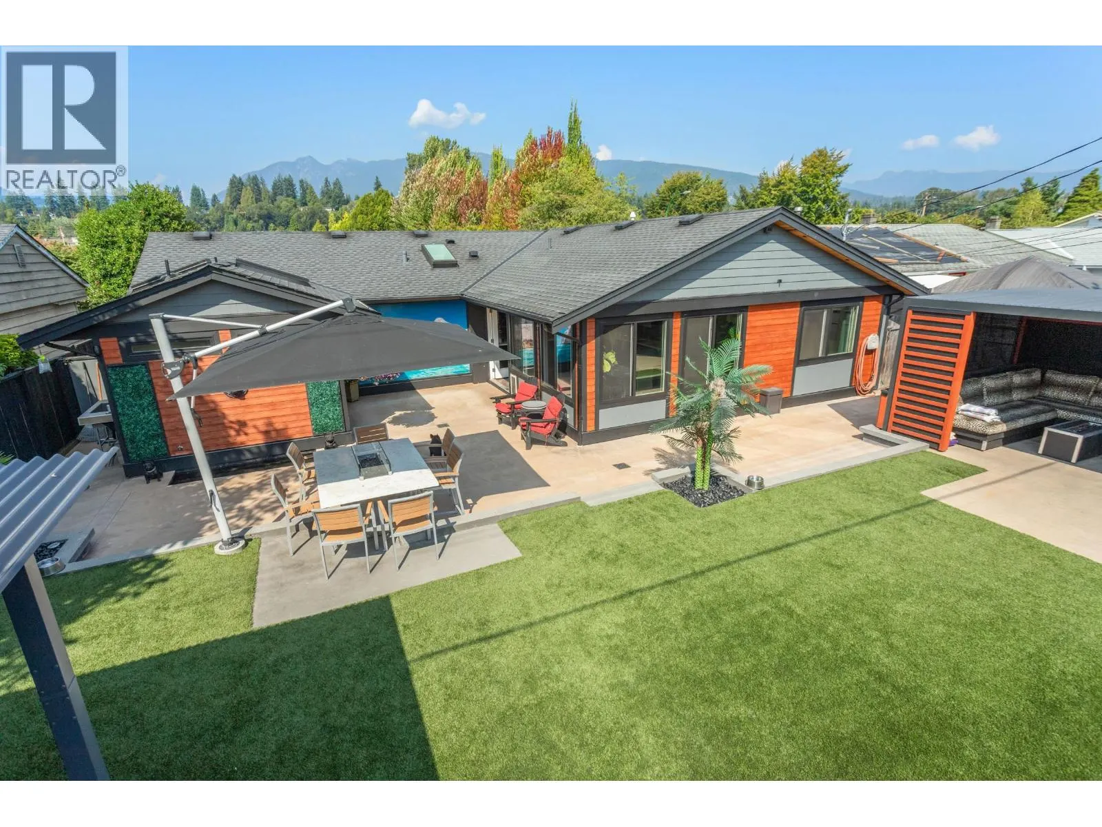 1249 ALDERWOOD PLACE