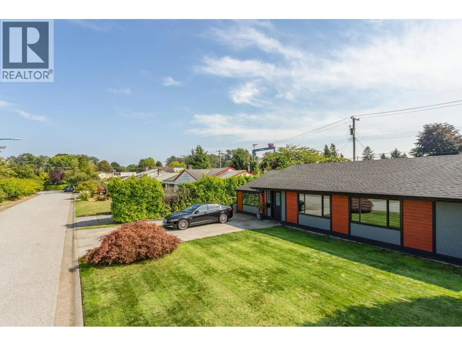 1249 ALDERWOOD PLACE
