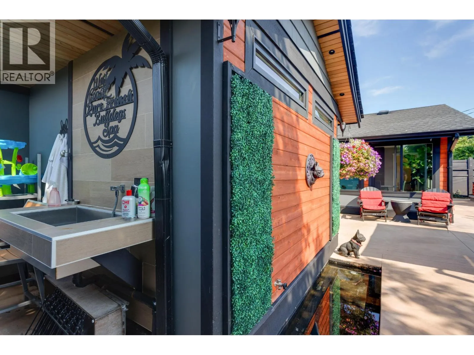 1249 ALDERWOOD PLACE