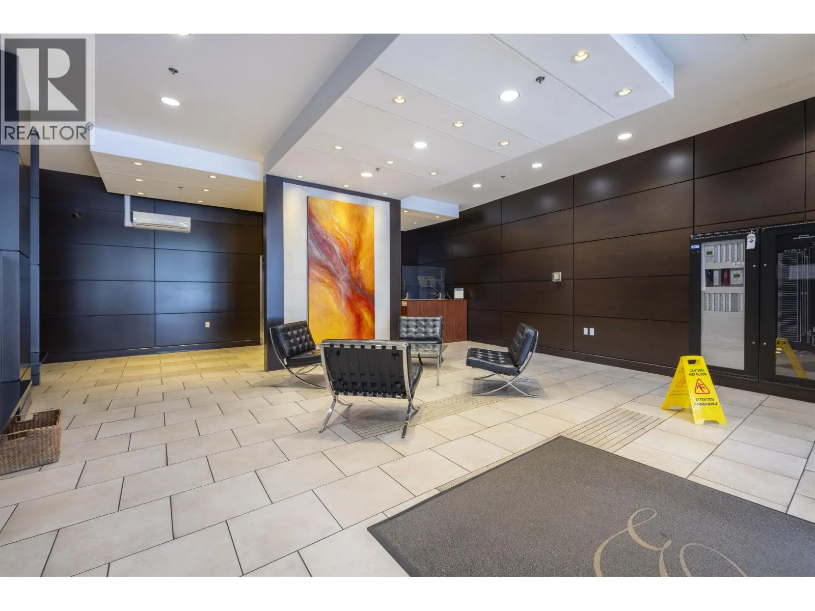 1906 188 KEEFER PLACE